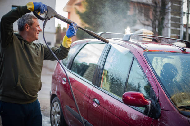 Best Commercial Building Pressure Washing  in Benton, IL
